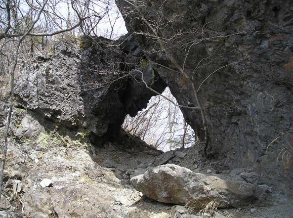 岩の門