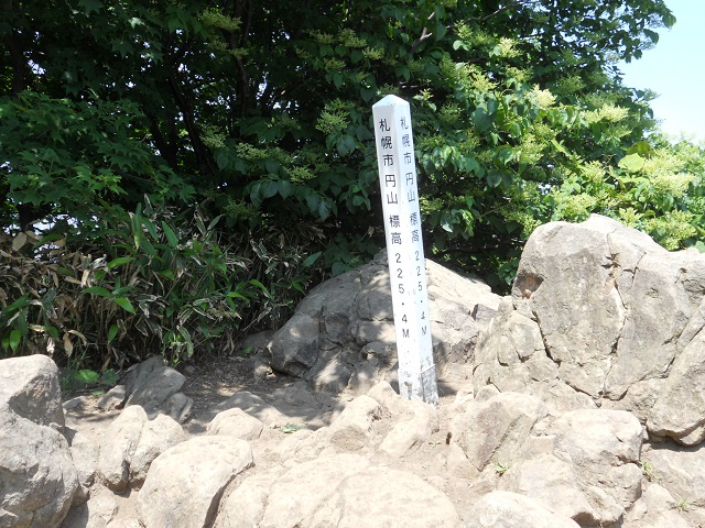 円　山